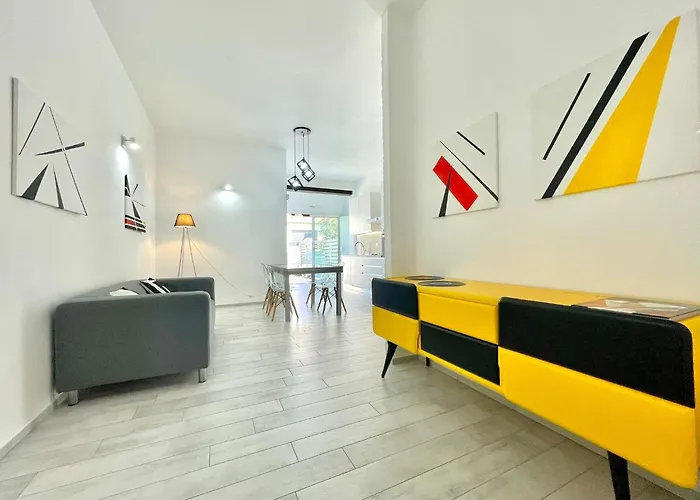 Апартаменты La Corte Di Nonna Gina Тортоли