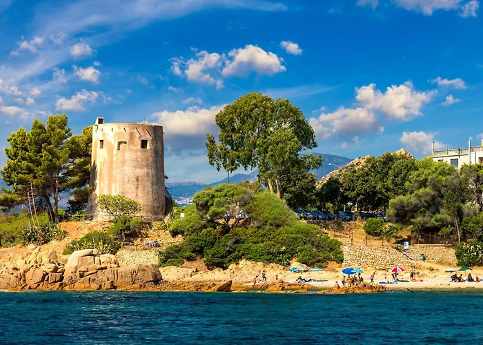 La Corte Di Nonna Gina * Тортоли