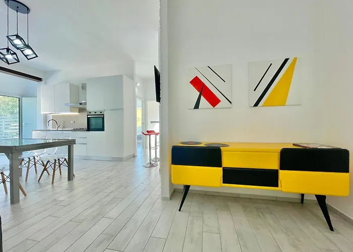 La Corte Di Nonna Gina